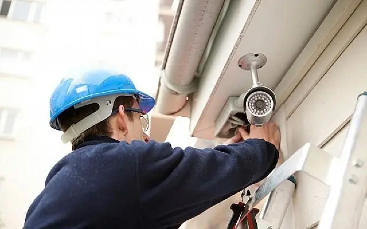 Quanto custa instalar camera em casa com profissional?